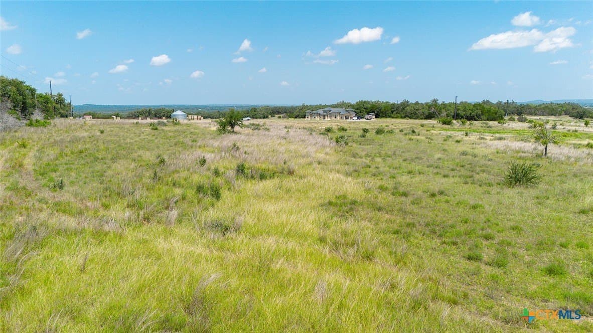 5.02 acres in Comal County - photo 7