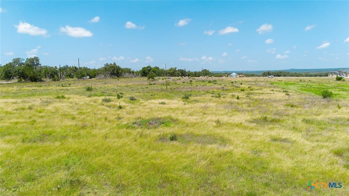 5.02 acres in Comal County - photo 8