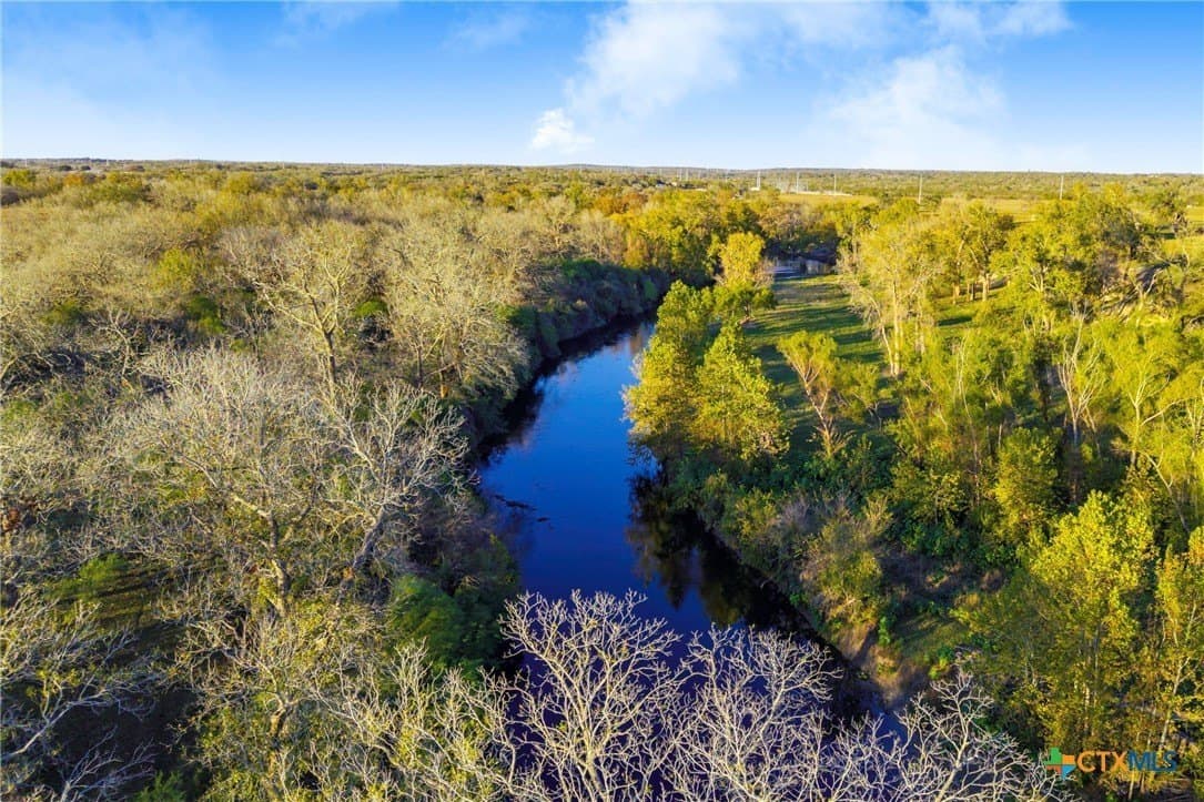 10.82 acres in Guadalupe County - photo 4