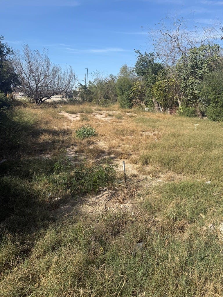 0.17 acres in Maverick County - photo 4