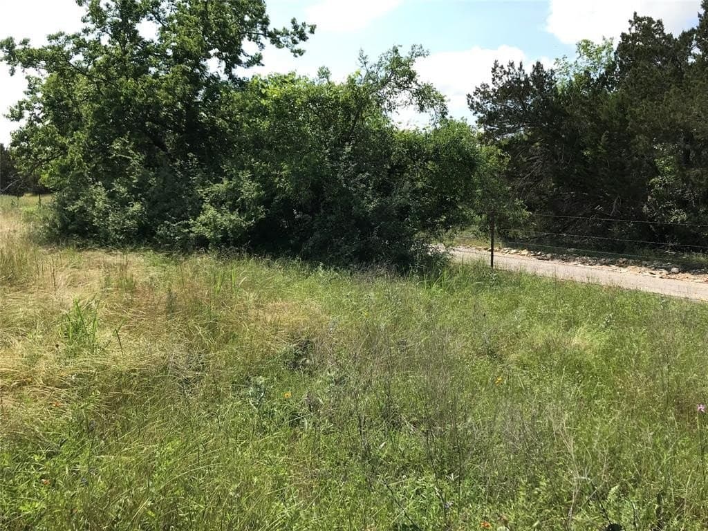 0.83 acres in Hill County - photo 18