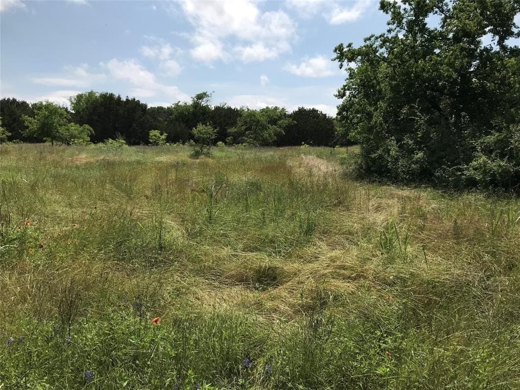 0.83 acres in Hill County - photo 20
