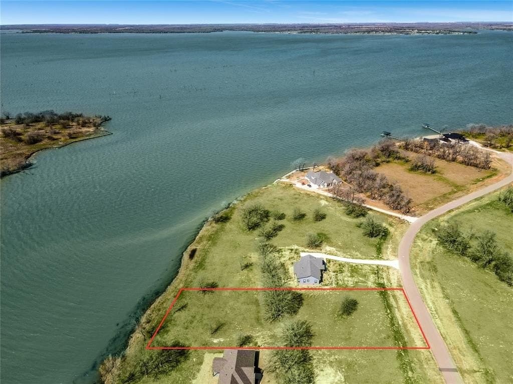 1.05 acres in Navarro County - photo 2