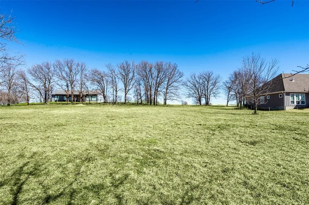 1.05 acres in Navarro County - photo 18
