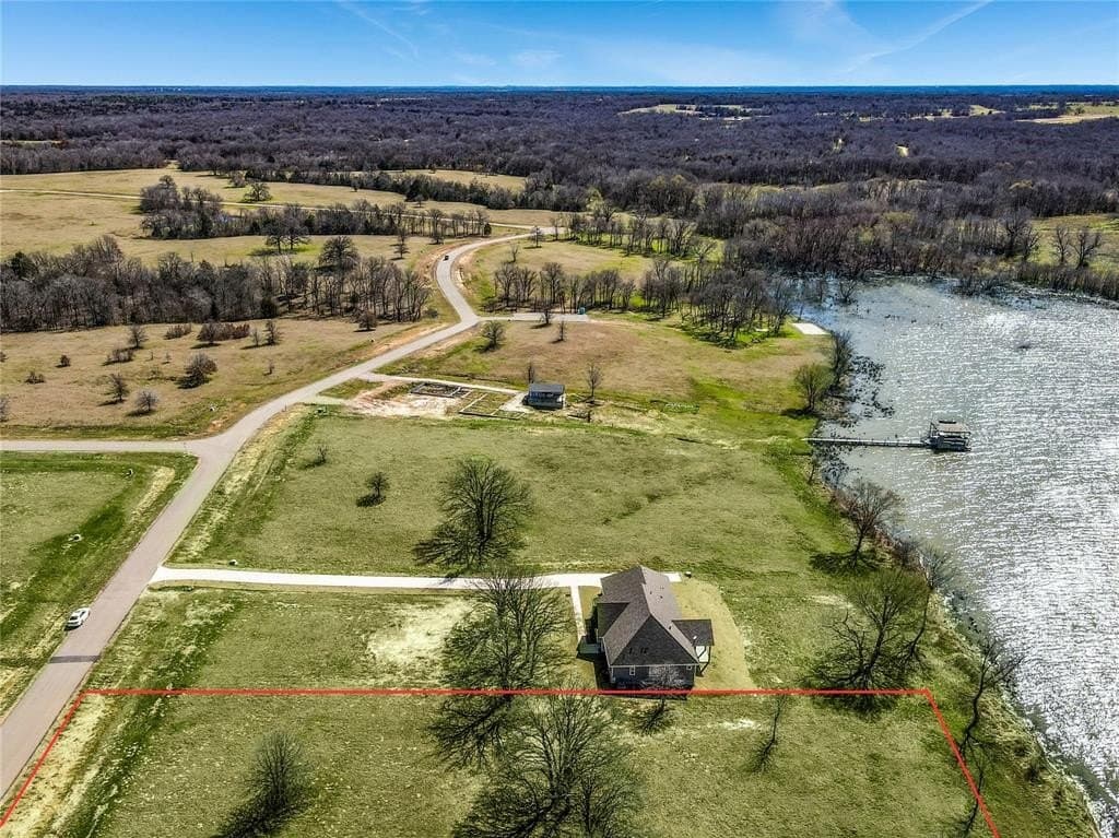 1.05 acres in Navarro County - photo 7