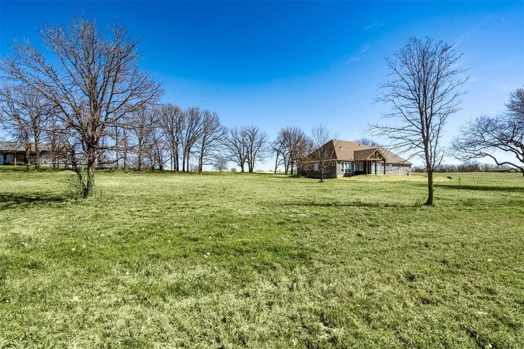 1.05 acres in Navarro County - photo 19
