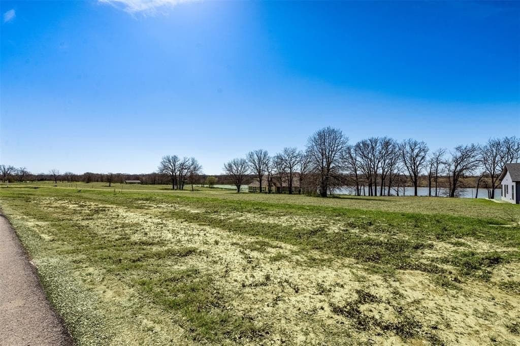 1.05 acres in Navarro County - photo 14