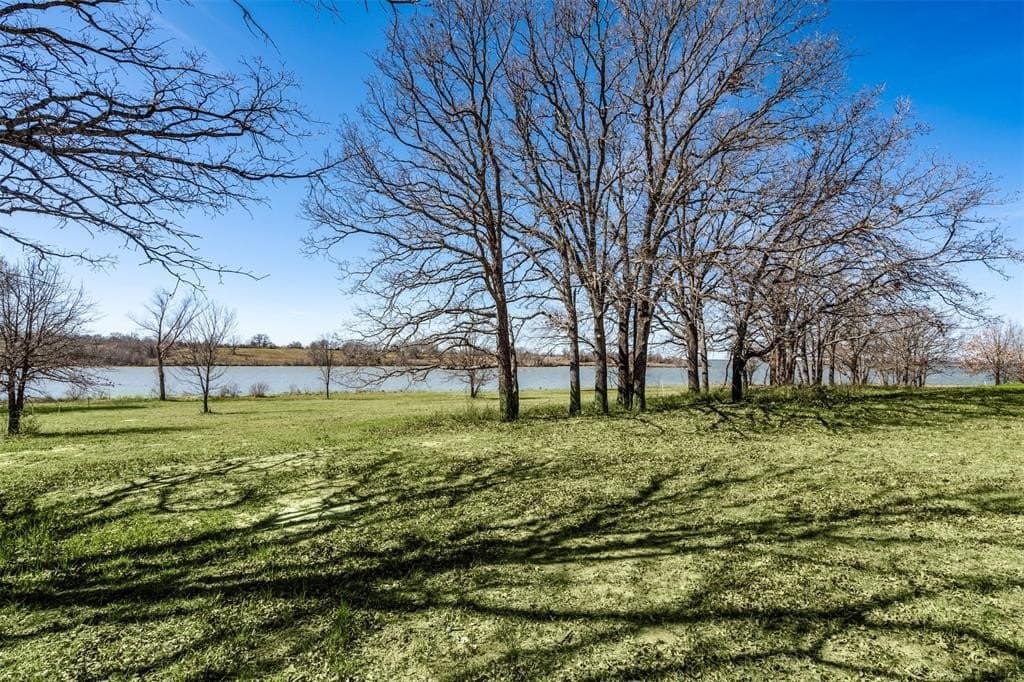 1.05 acres in Navarro County - photo 15