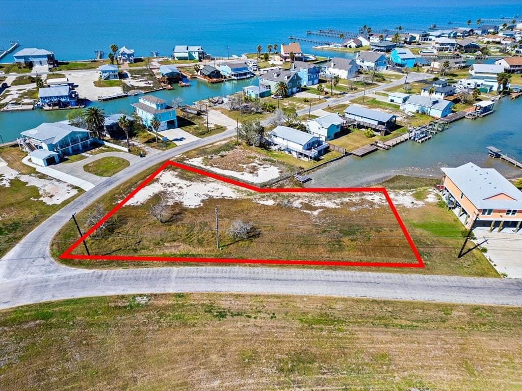 425 Copano Cove Rd