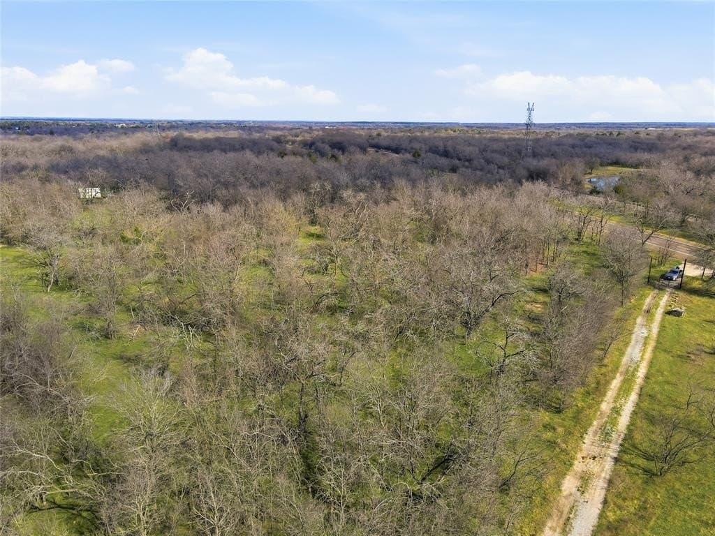 10.21 acres in Navarro County - photo 14