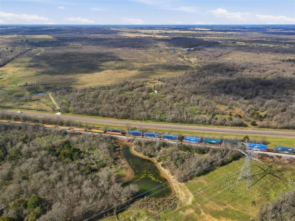 10.21 acres in Navarro County - photo 11