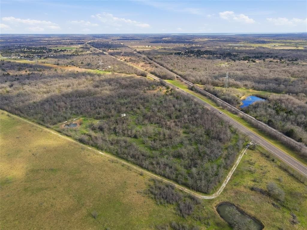 10.21 acres in Navarro County - photo 7