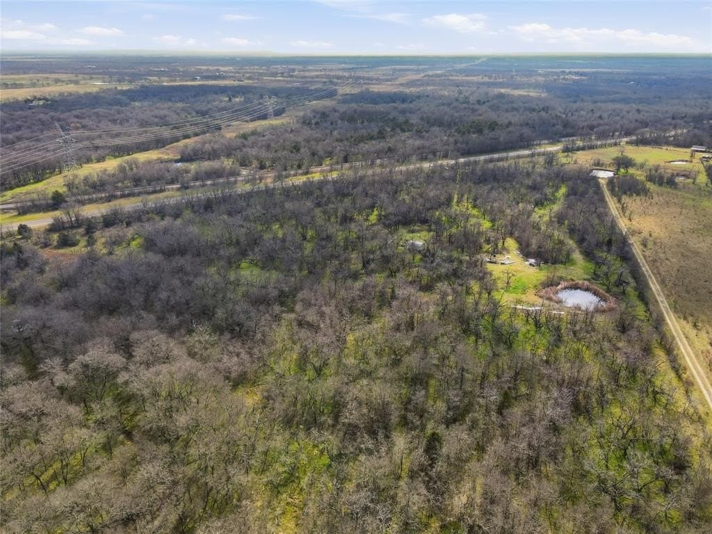 10.21 acres in Navarro County - photo 10