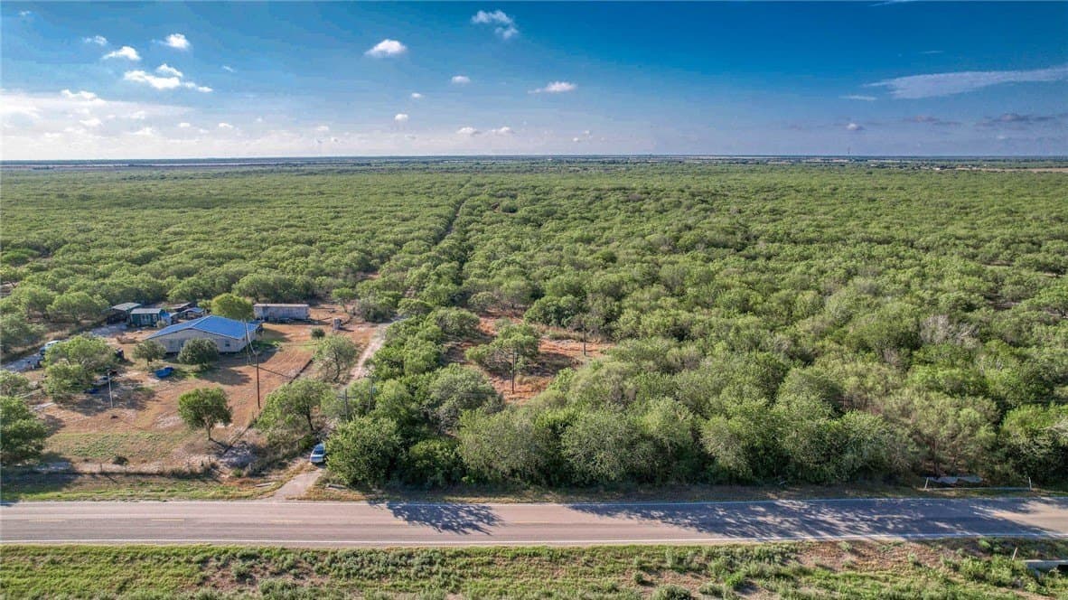 2.5 acres in Nueces County - photo 5
