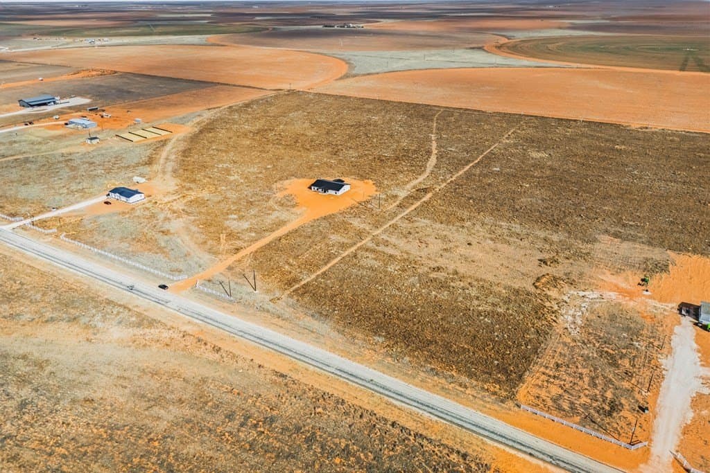 10.01 acres in Gaines County - photo 3