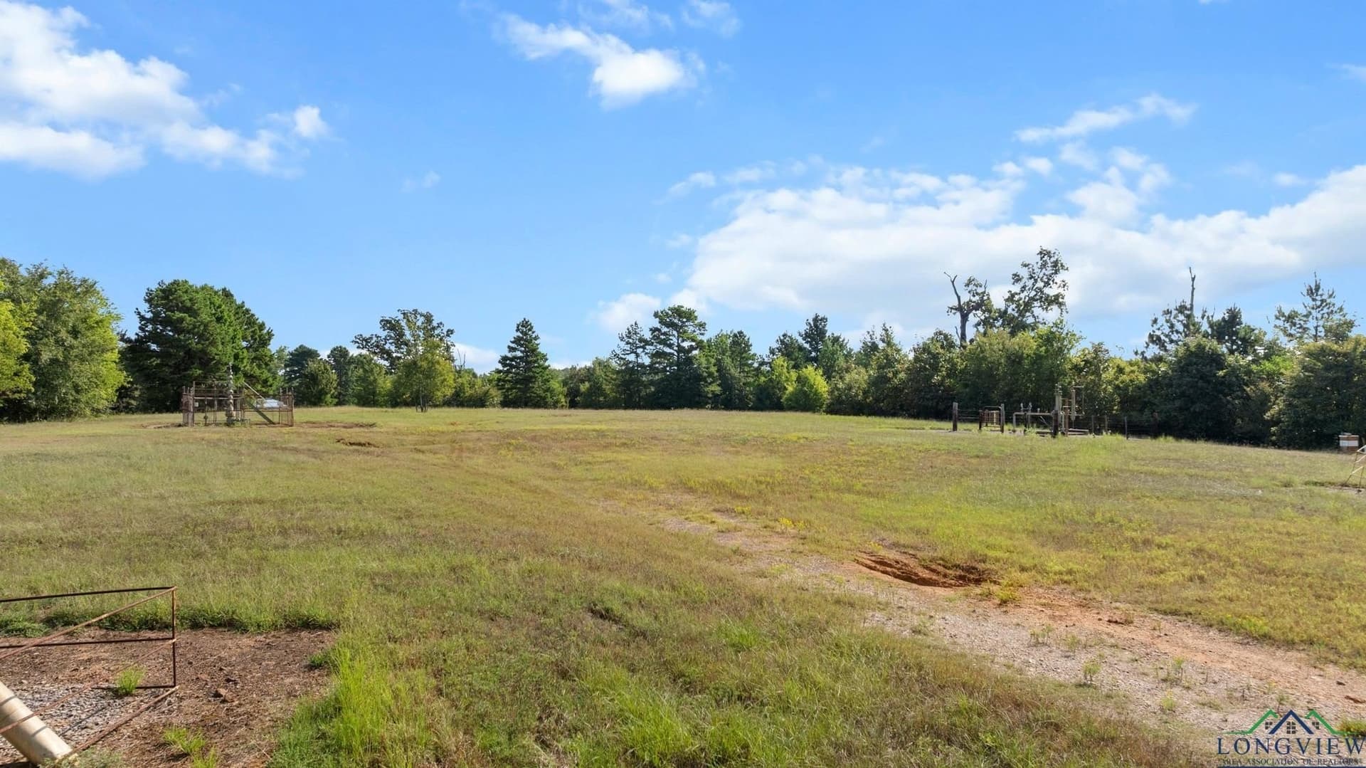 18.04 acres in Gregg County - photo 39