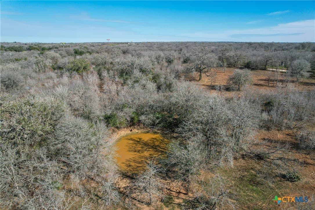 10.1 acres in Gonzales County - photo 4