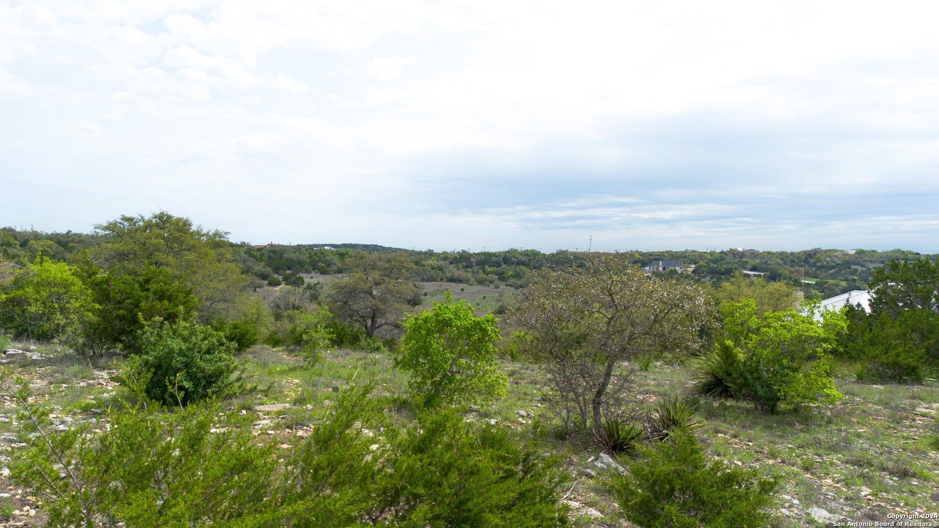 4.35 acres in Comal County - photo 10