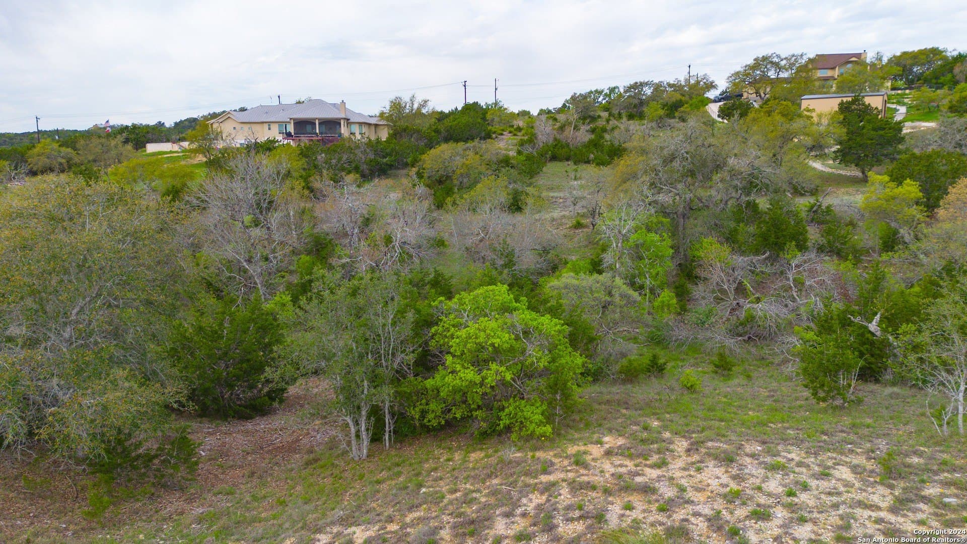4.35 acres in Comal County - photo 3