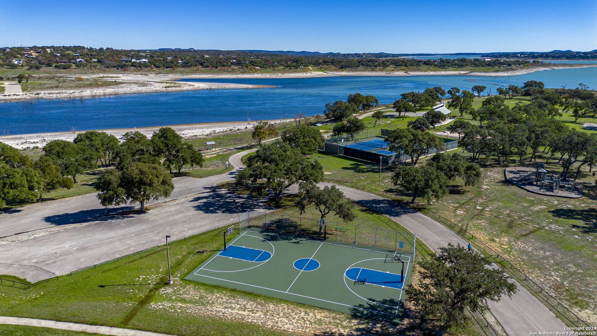 4.35 acres in Comal County - photo 15