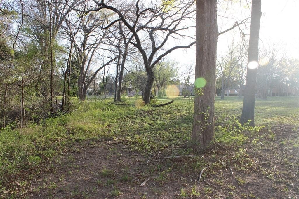 1.04 acres in Ellis County - photo 5