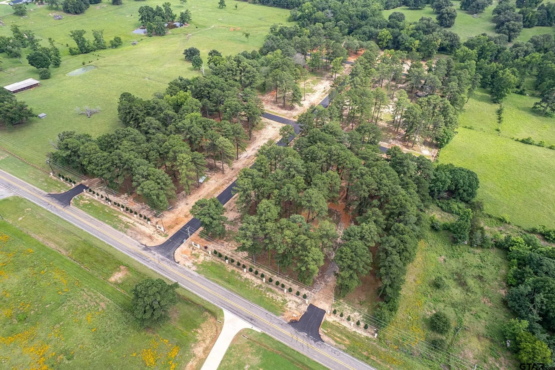 0.27 acres in Smith County - photo 3