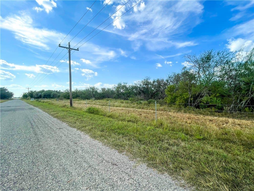 11 acres in Refugio County - photo 5