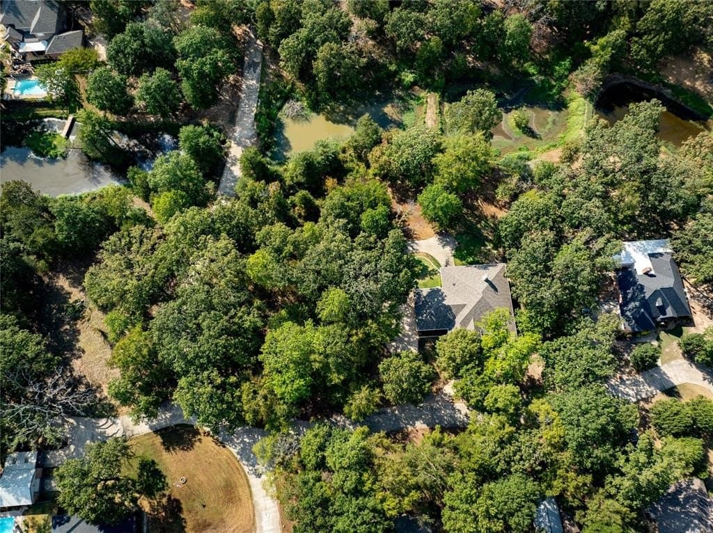 0.74 acres in Lamar County - photo 9