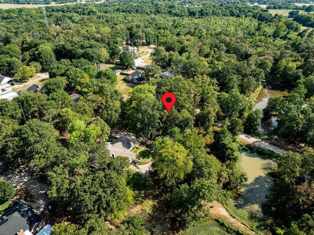 0.74 acres in Lamar County - photo 2