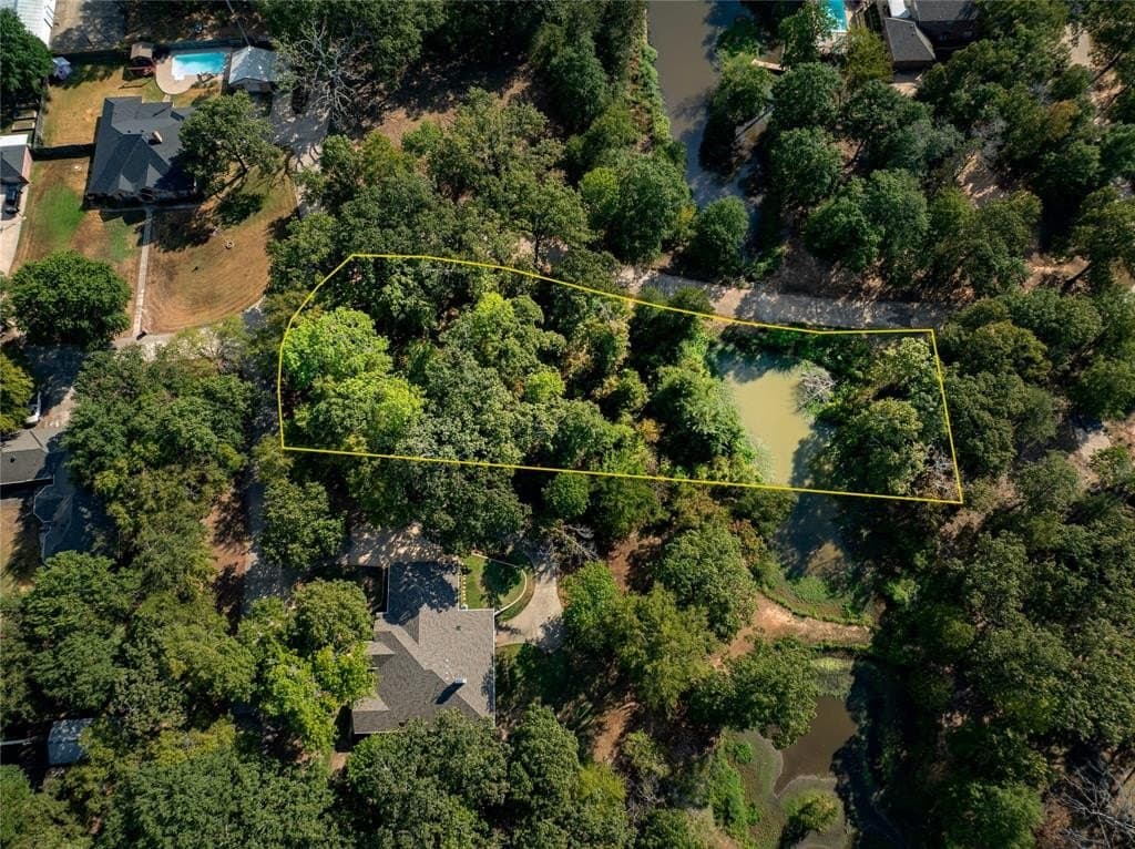0.74 acres in Lamar County - photo 8