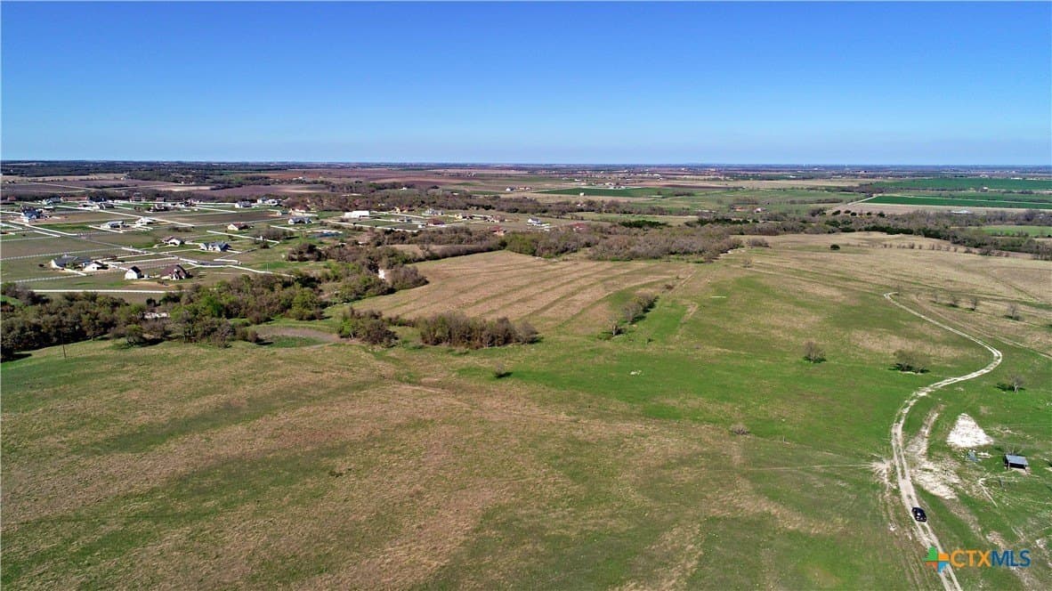 250.71 acres in Williamson County - photo 7