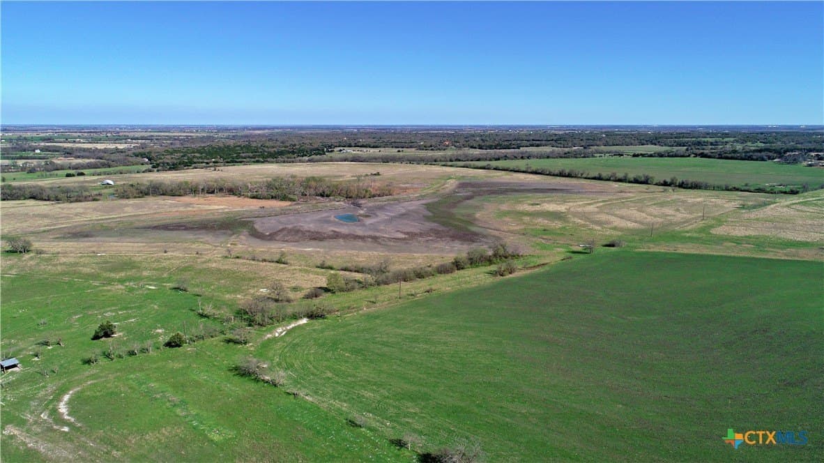 250.71 acres in Williamson County - photo 8