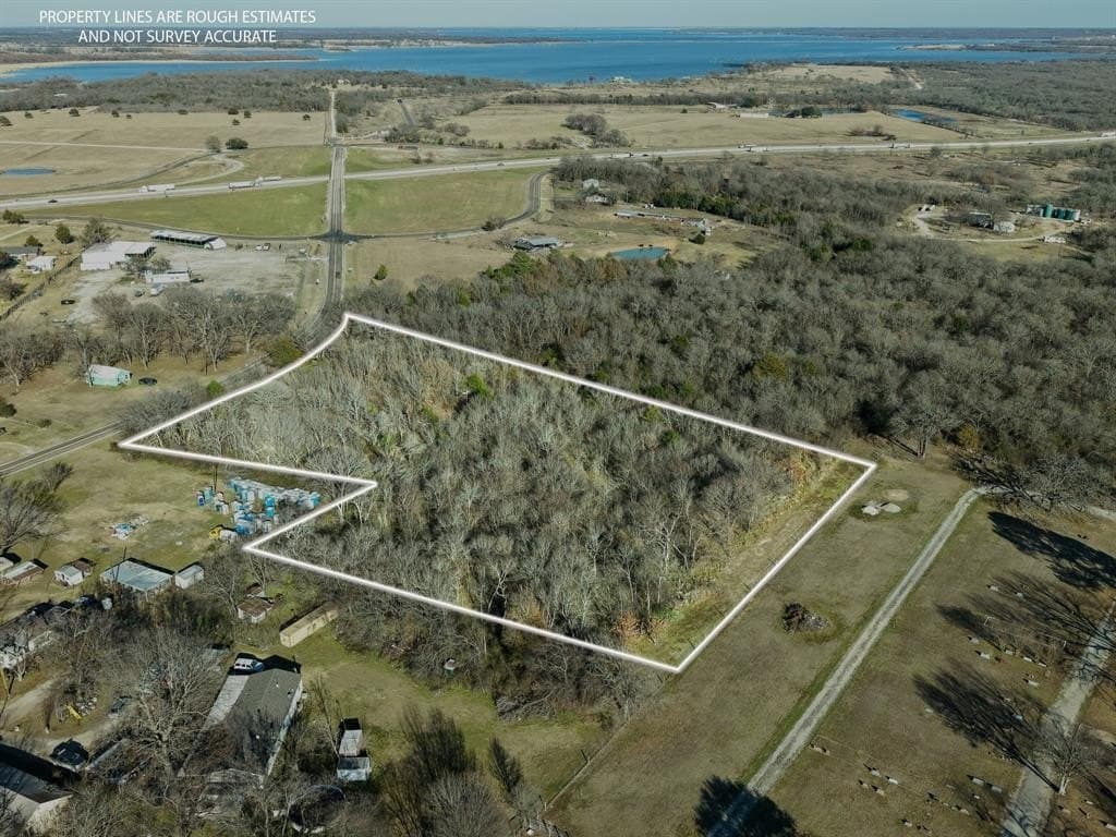 4.1 acres in Navarro County - photo 5