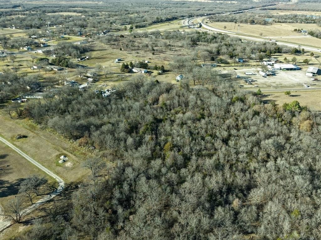 4.1 acres in Navarro County - photo 3