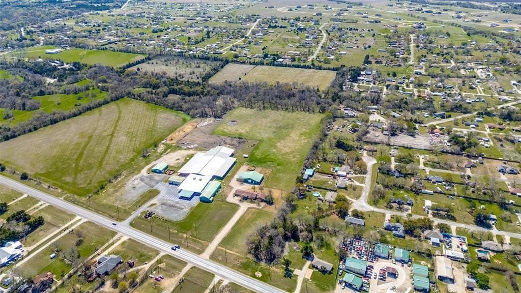25.03 acres in Ellis County - photo 34