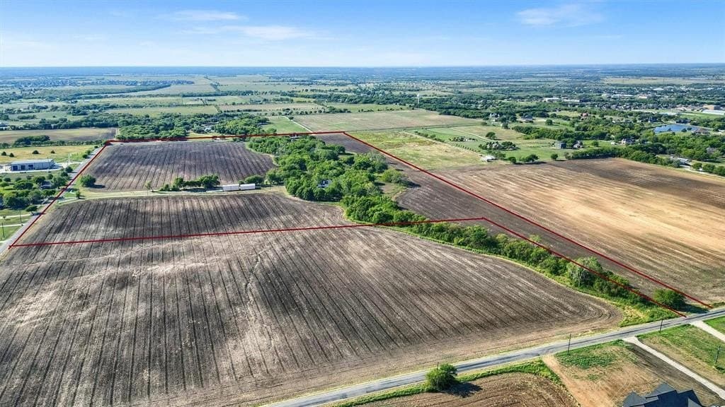 55.6 acres in Grayson County - photo 5