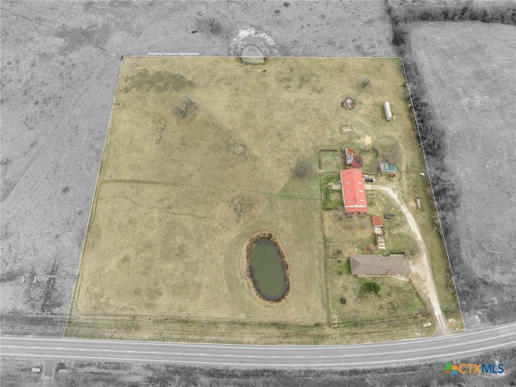 10.05 acres in Robertson County - photo 48