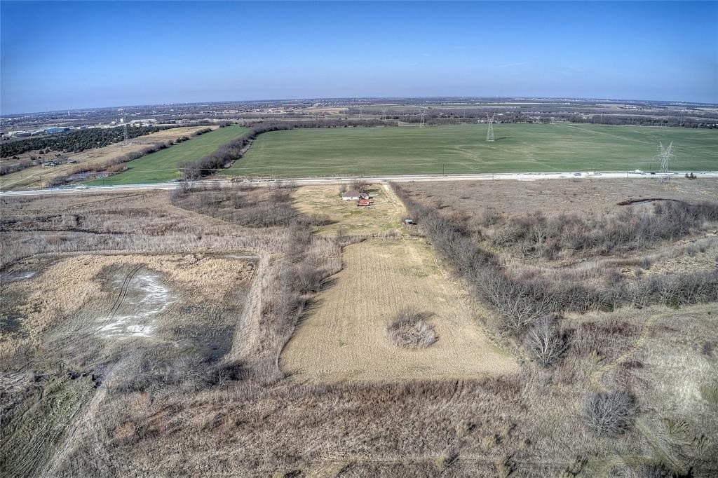 5.49 acres in Hunt County - photo 8