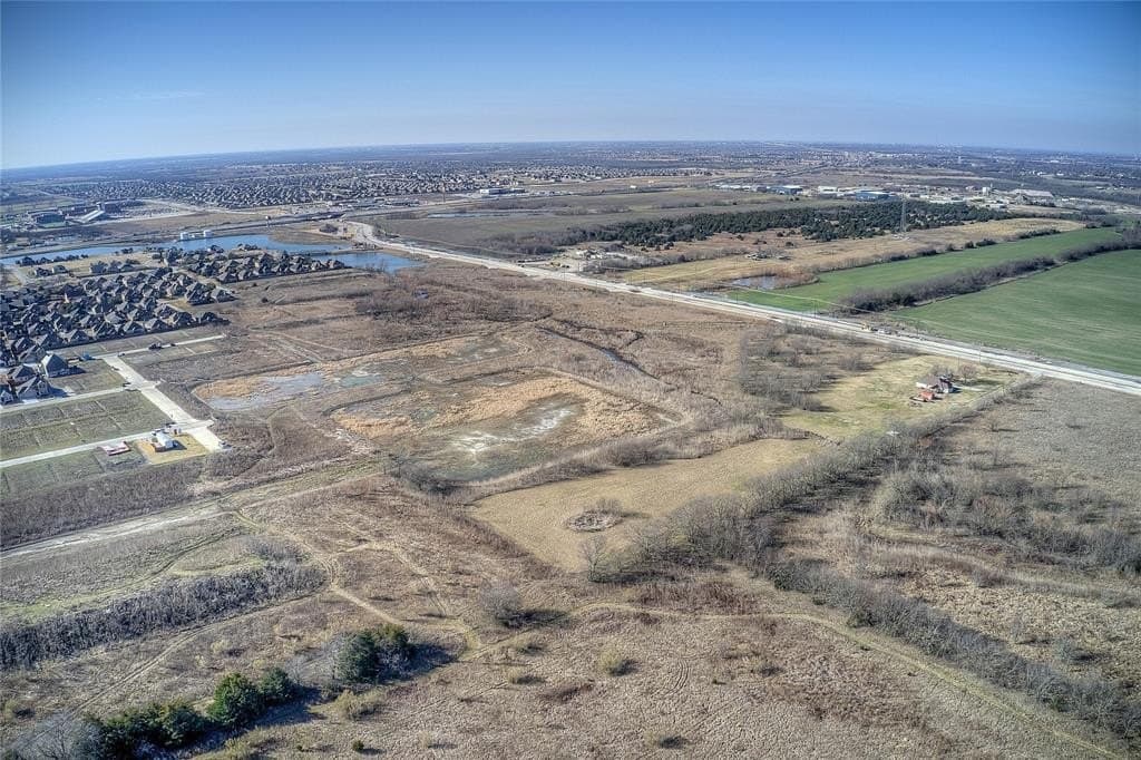 5.49 acres in Hunt County - photo 6
