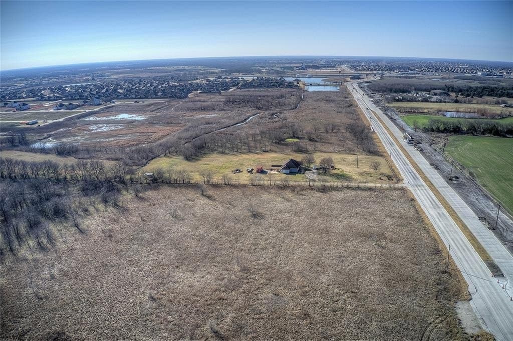 5.49 acres in Hunt County - photo 10