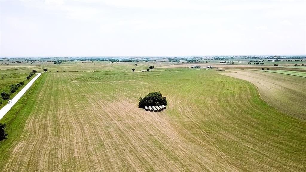 11 acres in Cooke County - photo 2