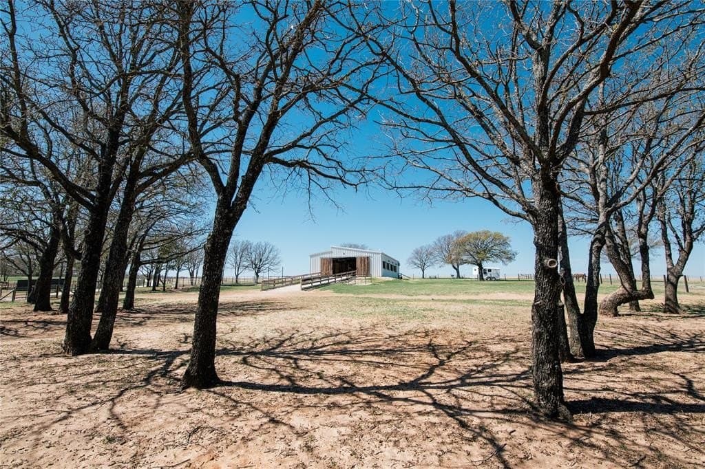 38.99 acres in Cooke County - photo 23
