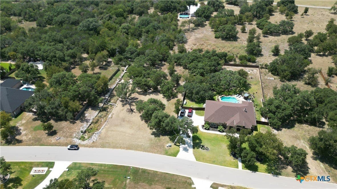 0.81 acres in Bell County - photo 9