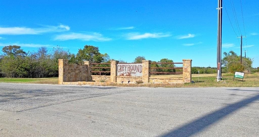 2.01 acres in Parker County - photo 2