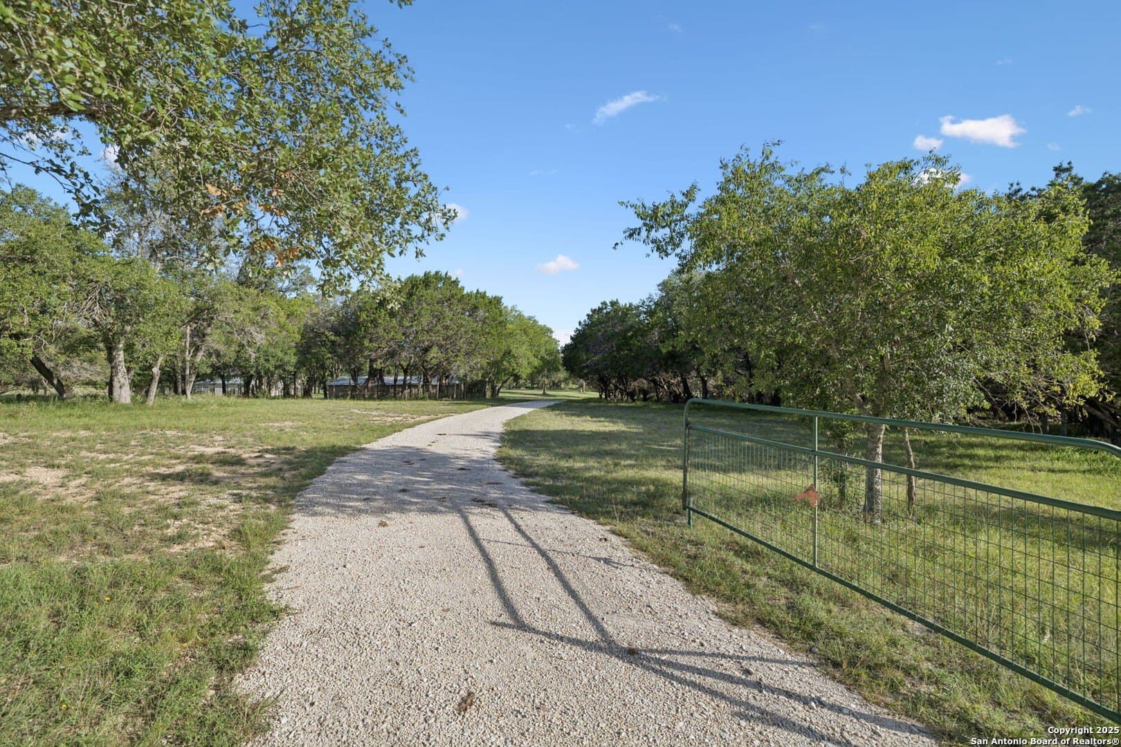 38.62 acres in Kerr County - photo 4