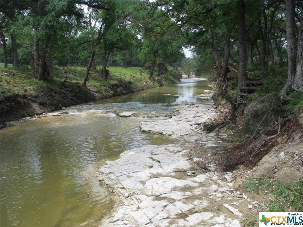 10.01 acres in Coryell County - photo 10