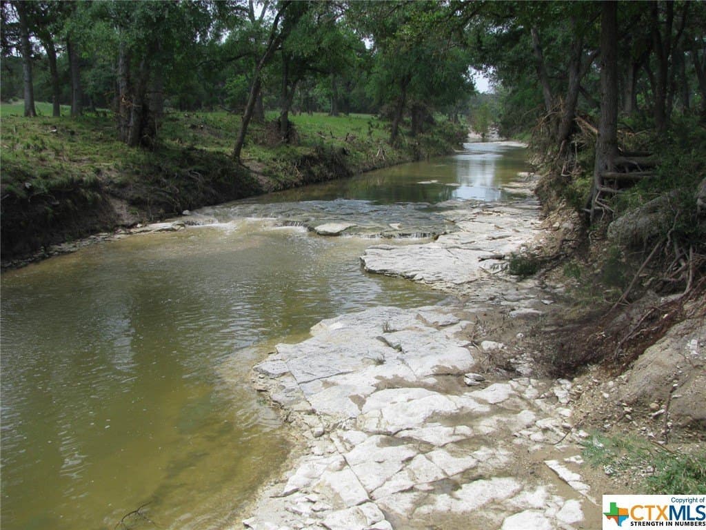 10.01 acres in Coryell County - photo 12