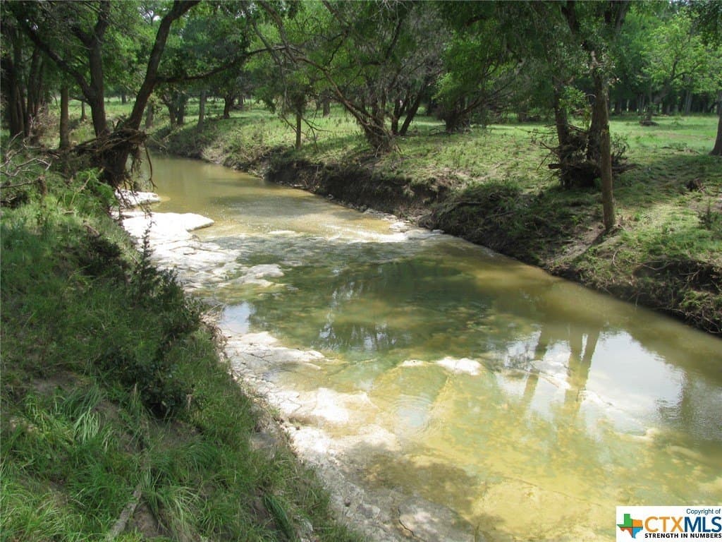 10.01 acres in Coryell County - photo 2
