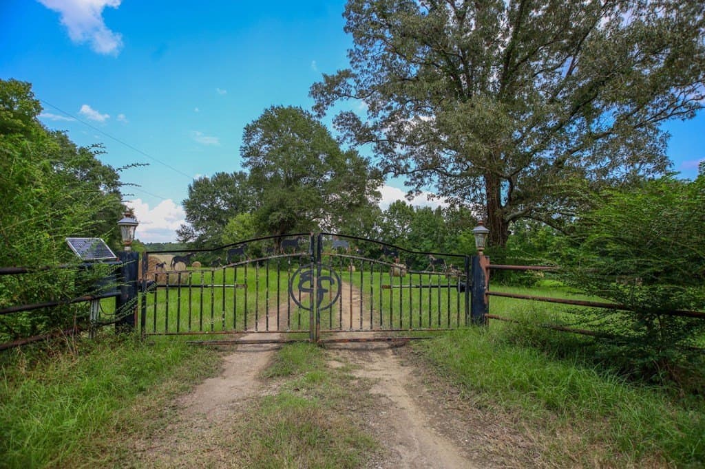 89.92 acres in Texas County - photo 2