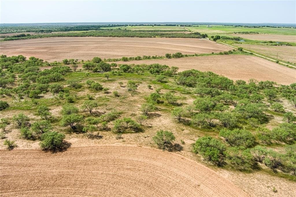 159 Kissinger and Turkey Creek Seymour, TX 76380